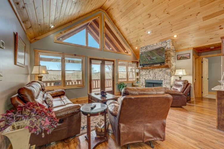 Sun's Cabin by Escape to Blue Ridge