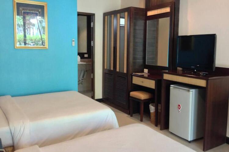 Grand Thai House Resort Over view