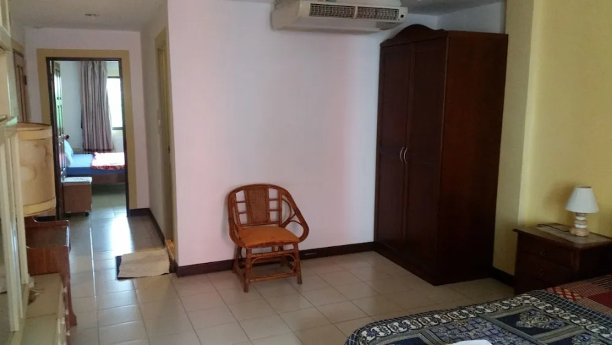 Roadside Guest House