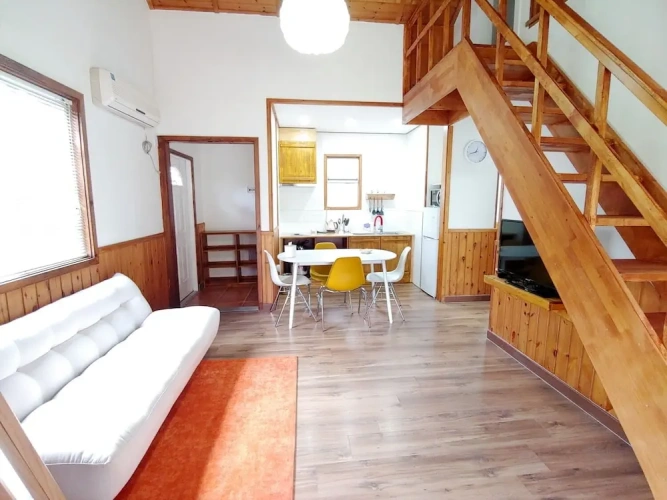 Single Cottage