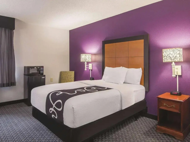 La Quinta Inn & Suites Brunswick #1040