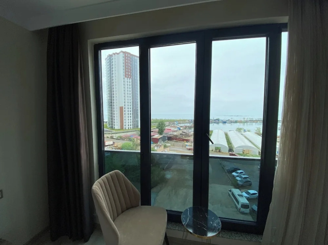 Rena Grand Residence & Suite