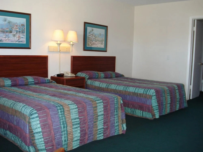 Indian Harbour Beachside Hotel
