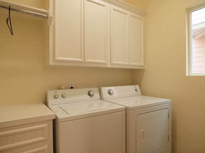 3 Bedrooms Cottage