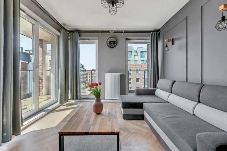 2 Bedrooms Apartment