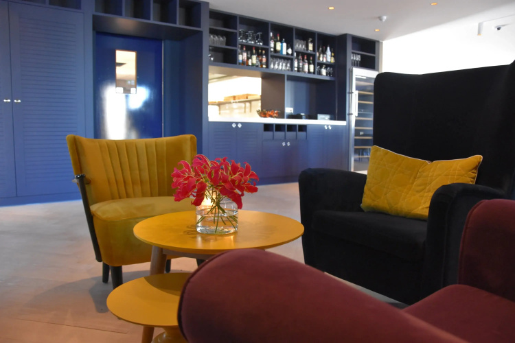 Blue Mansion Hotel