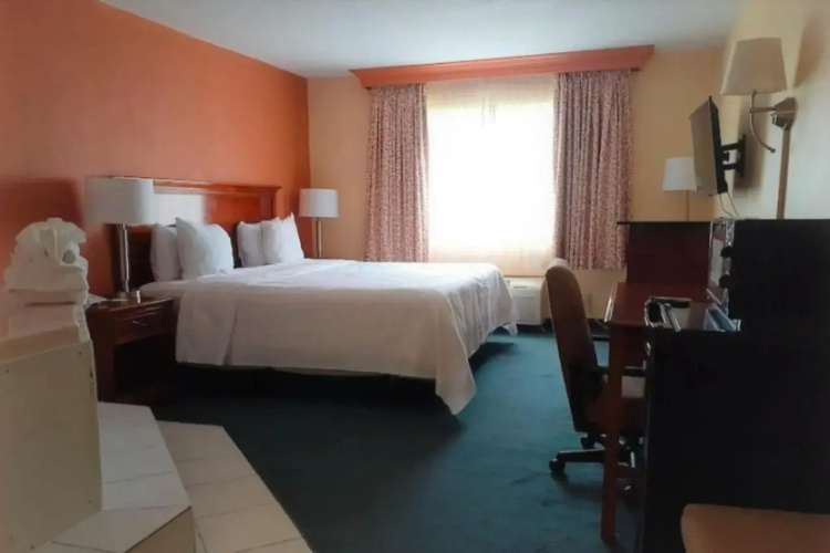 Holiday Inn Express Columbus-North
