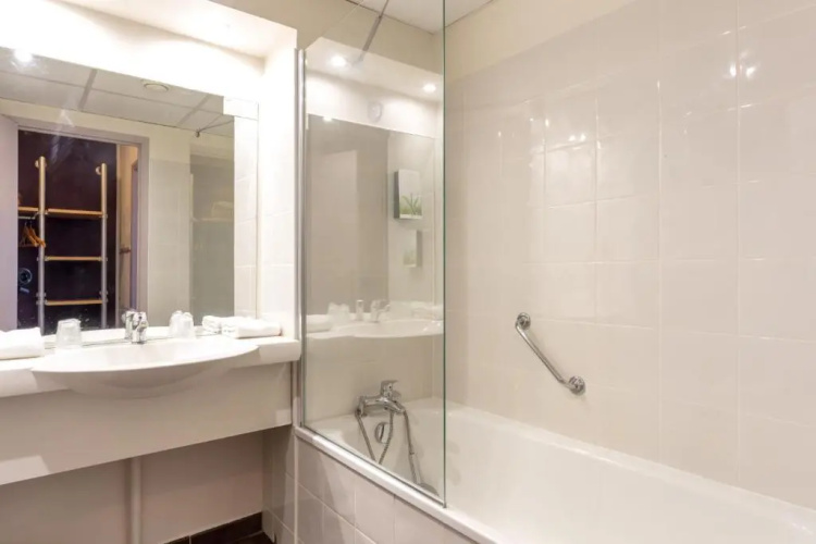 Brit Hotel Confort Montpellier Parc Expositions
