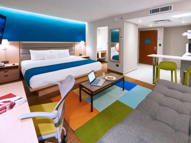 Suite with view