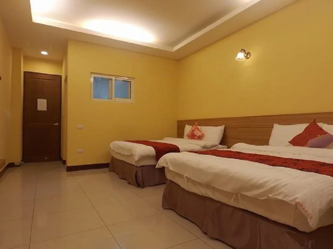 Sun Moon Lake Crystal B & B