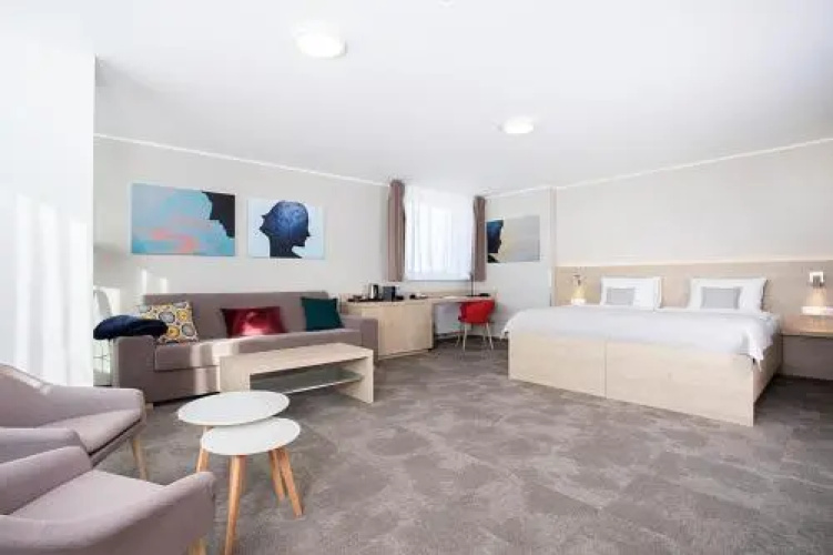 Hotel reStart