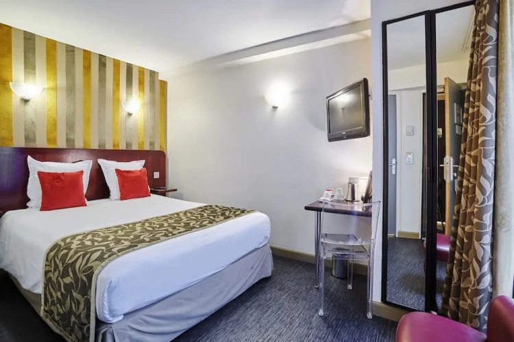 Classic room