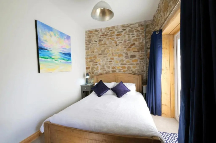Pen Dragon - 2 Bedroom Cottage - Pen-clawdd