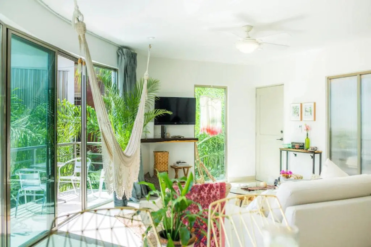 25' Balcony 13' windows Boho Decor Pool Open