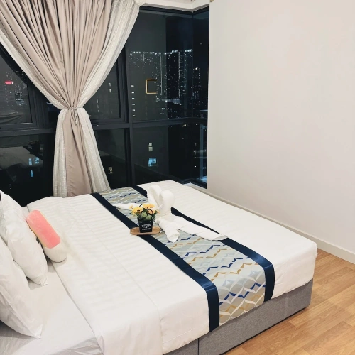 2 Bedrooms Comfort Apartment with city view