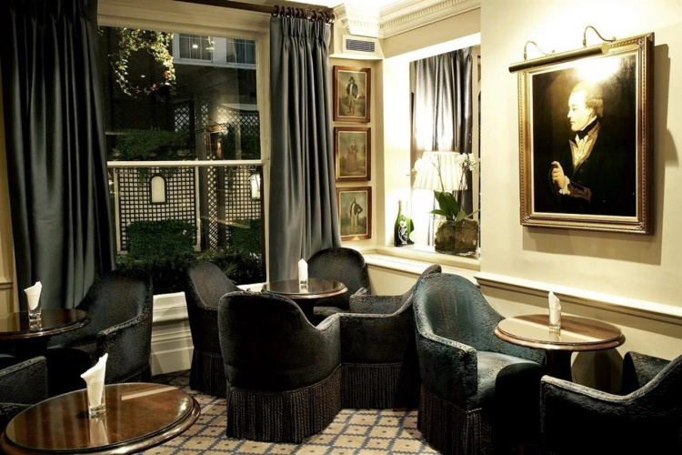 Dukes London