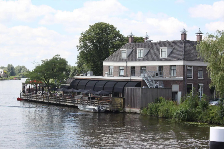 Het Rechthuis aan den Amstel