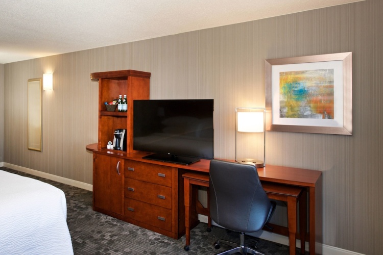 Courtyard By Marriott Boston Billerica-Bedford photo 7