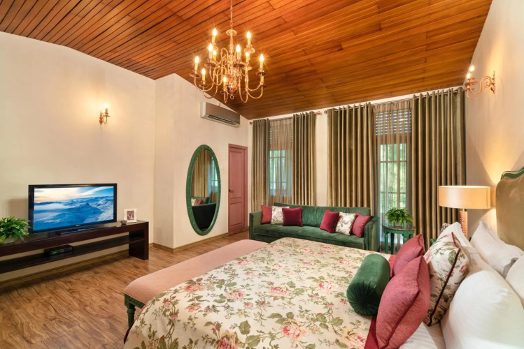 Clove Villa