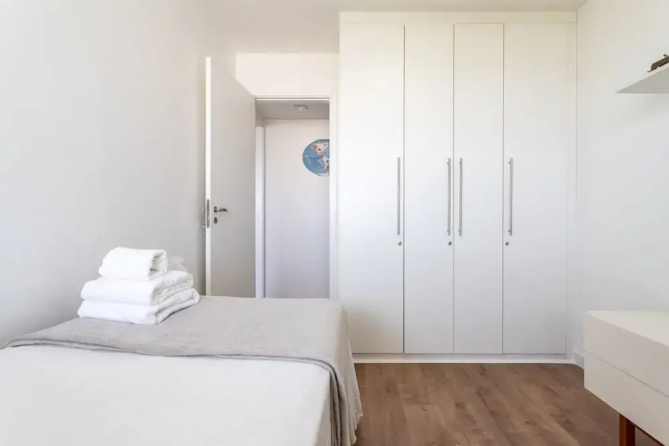 Close to the Olympic Park Well Located Sa1005