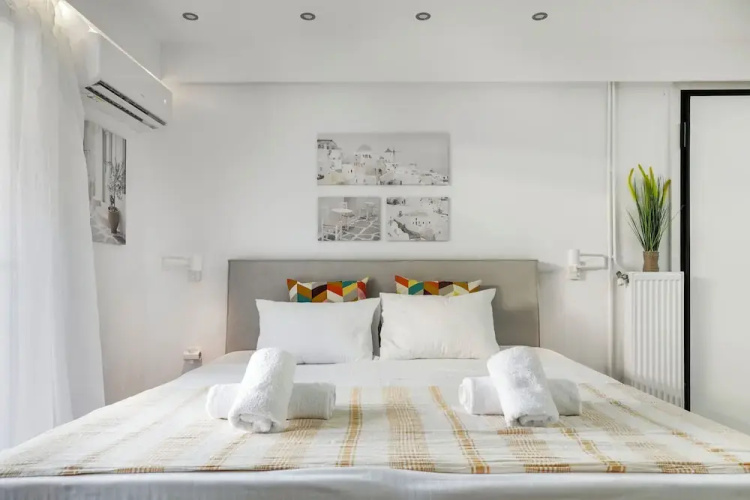 Halo - Luxury Studio in Athens