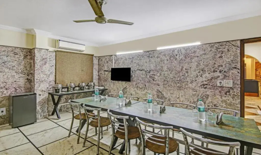 Hotel Singh Continental