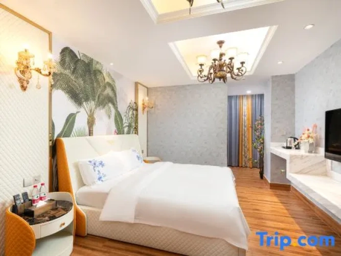 2 Bedrooms Attic Villa
