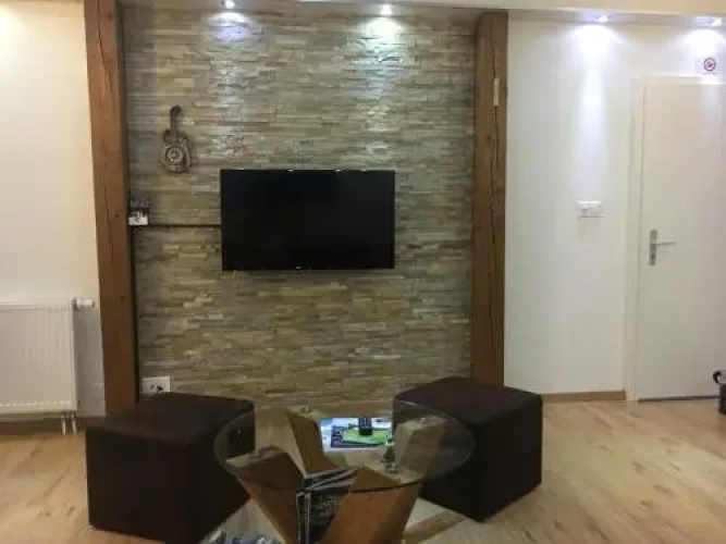 Studio cosy au centre de Couvet