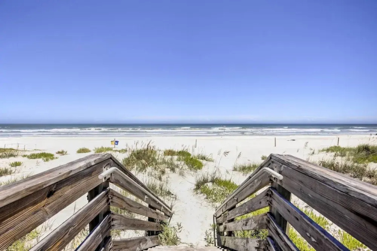 New Smyrna Beach Abode w/ Fire Pit, Walk to Beach!