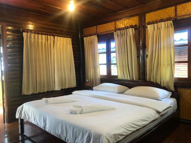 Hadson Resort