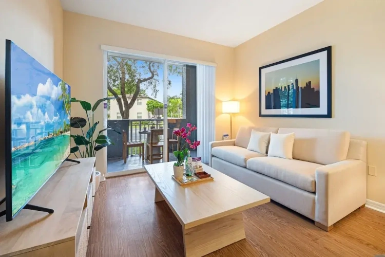 1 Bedroom Apartment