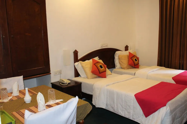 Hotel Silver Falls