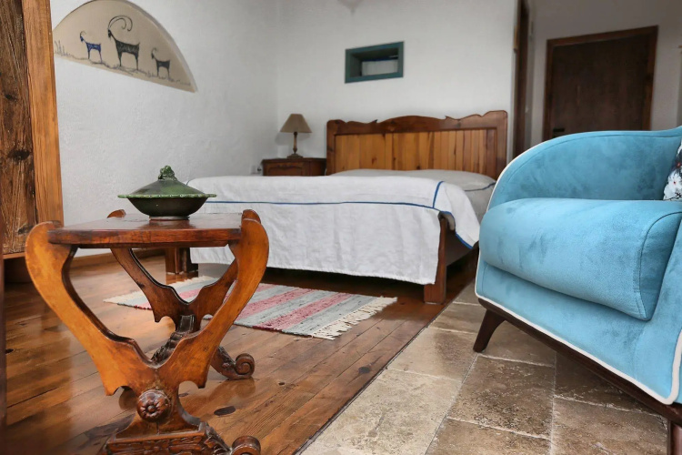 Mavi Keci Otel