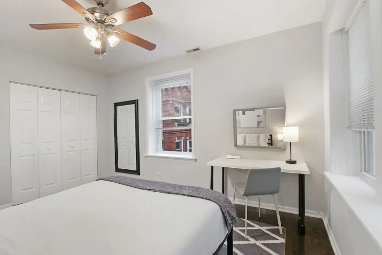 Cozy 2BR Apt - Sunnyside 2E