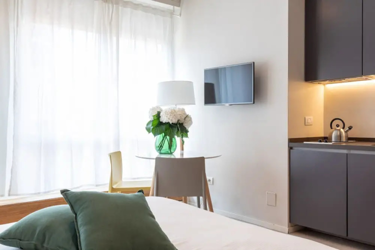 Beplace Garibaldi Suites