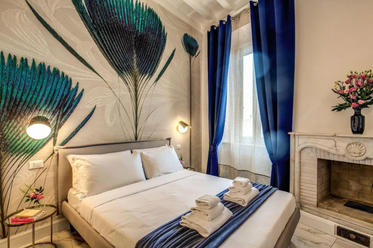 Little Queen Pantheon Residence