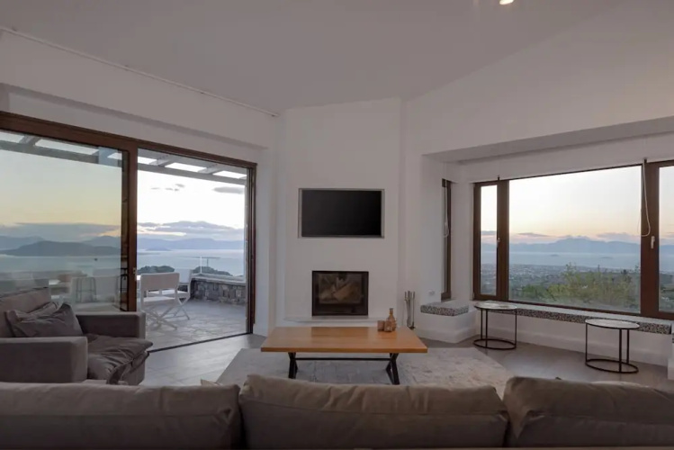 Villa Tzikides Aegina