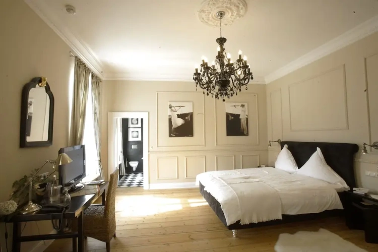 Standard Double room with garden view