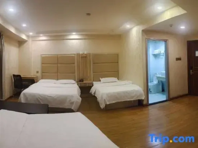 Premium Triple room