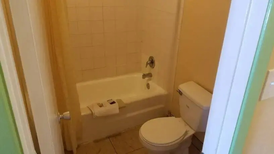 Budget Inn
