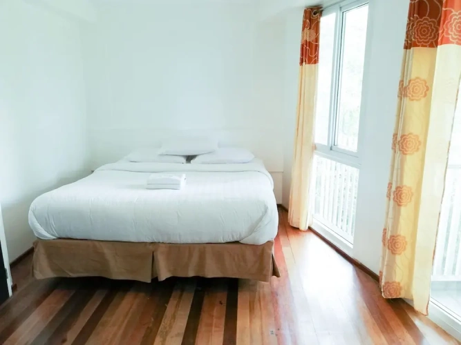 5 Bedrooms Family Apartment with balcony