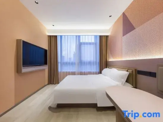 Young Hotel
