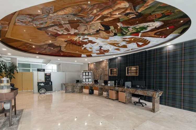 The Ruby Suite Luxury Room
