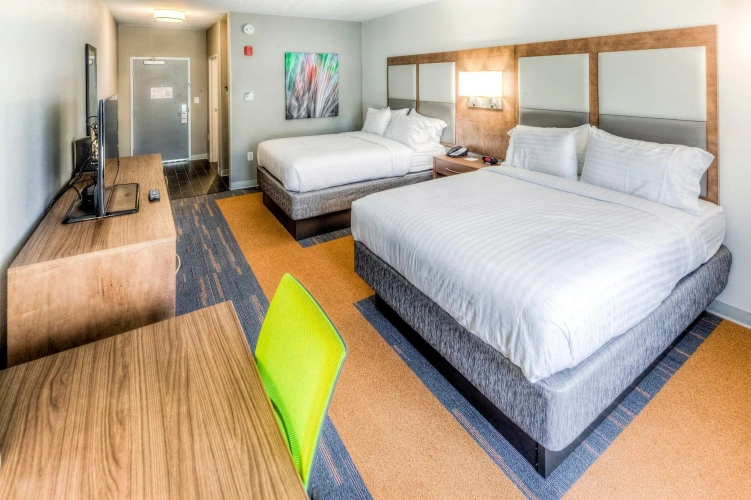 Standard Quadruple room