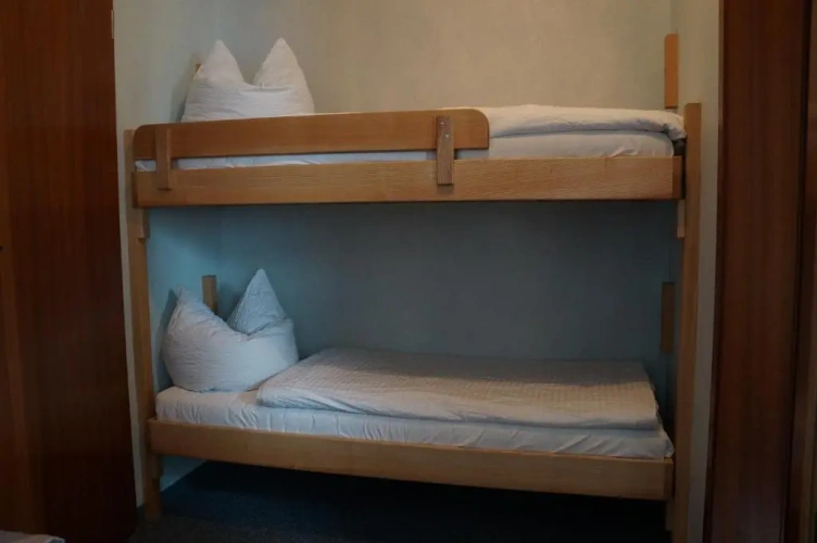 Standard Quintuple room