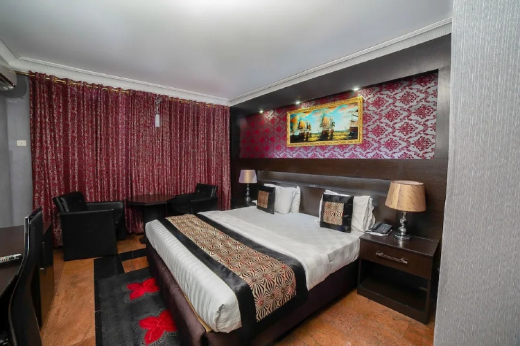 Landmark Hotel