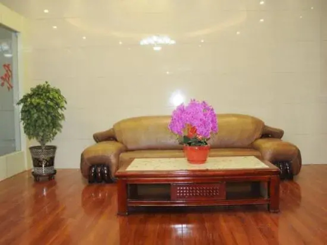 Fanshi Qingqing Hotel