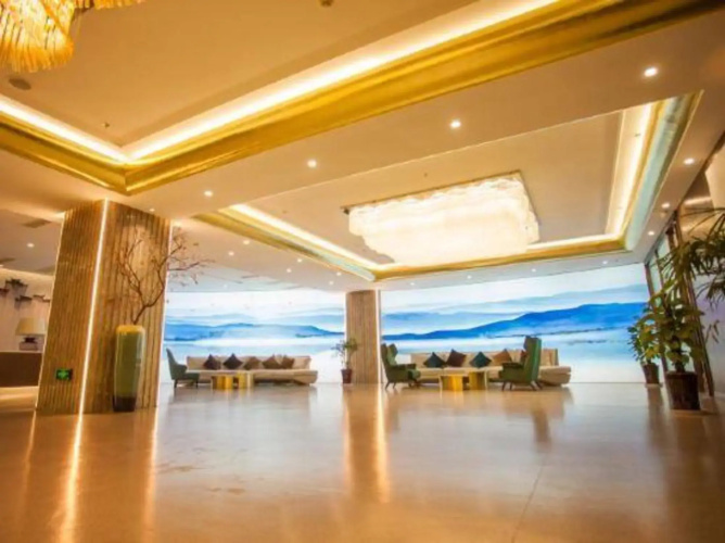 Jinlong Hotel