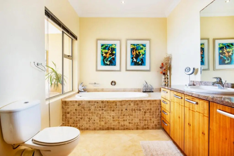 Camps Bay Beach Condo
