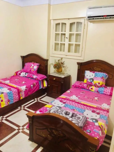 2 Bedroom Apt partial Sea View